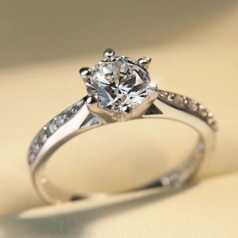 Klassischer Solitär Zirkonia-Ring – Zeitlose Eleganz in Silber ✨