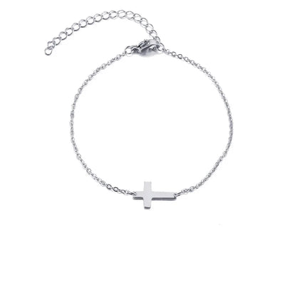 Zartes goldfarbenes Armband mit Kreuzanhänger