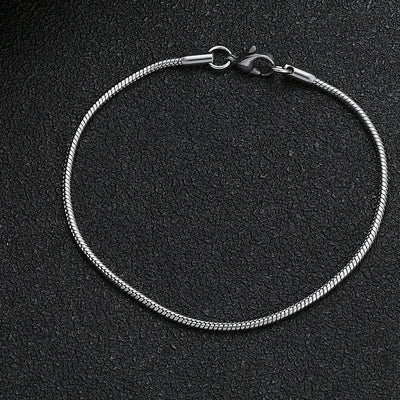 Minimalistisches Edelstahlarmband mit Schlangenkette