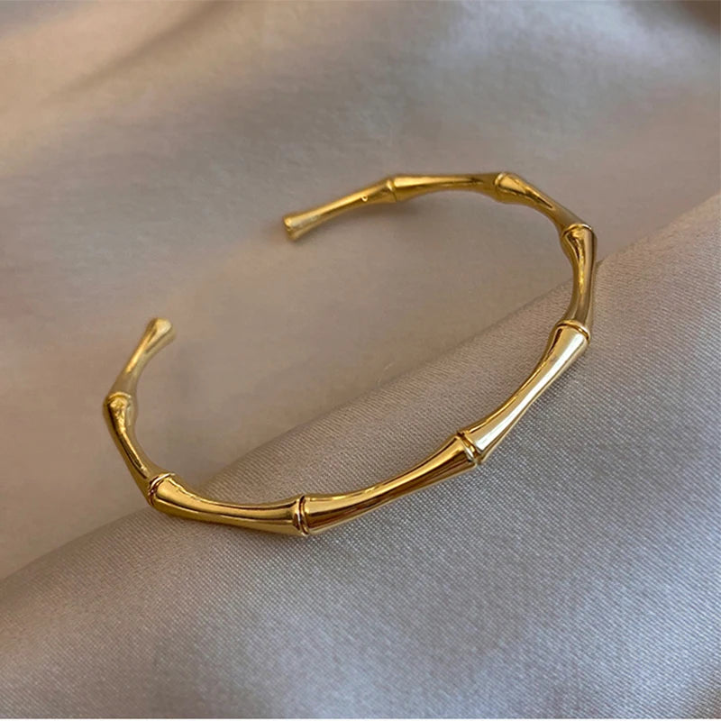 Zen Bangle – Ruhe, Stärke & Glanz vereint✨