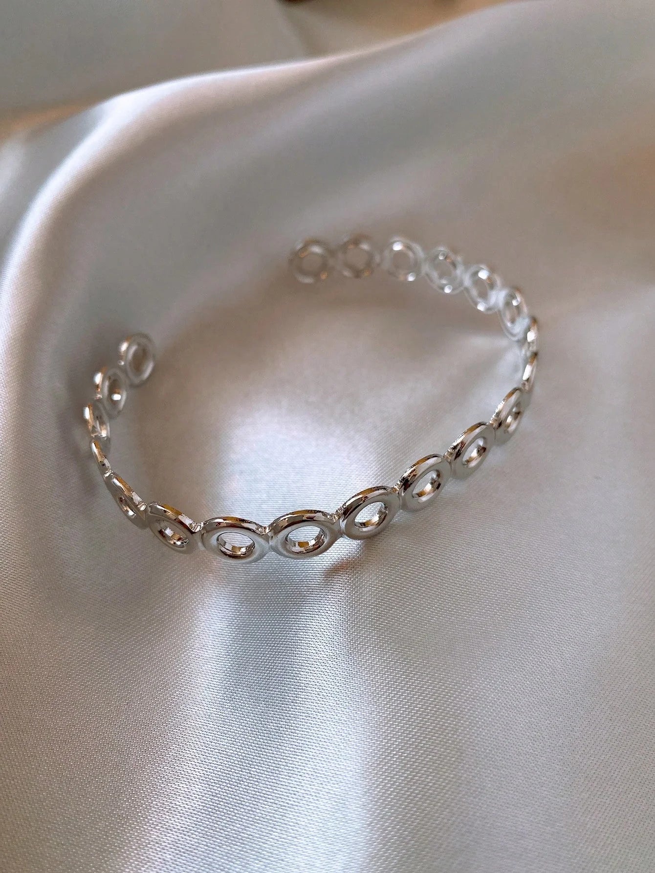 Zen Bangle – Ruhe, Stärke & Glanz vereint✨