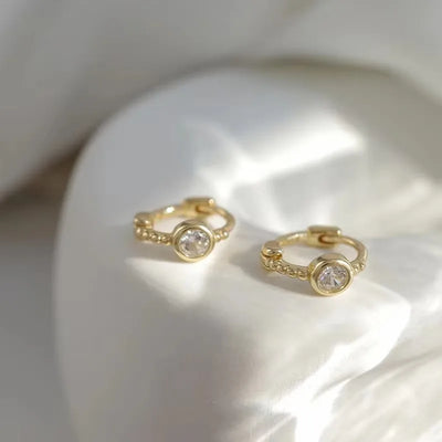Luna Curve – Doppelte Creolen mit Zirkonia-Glanz ✨