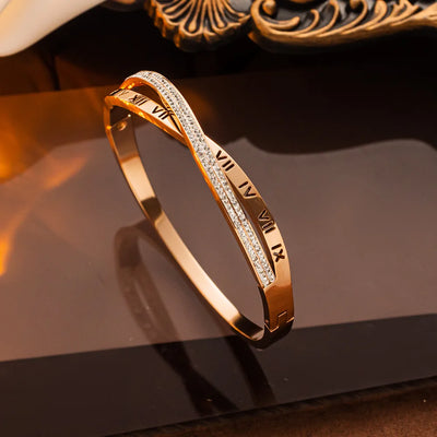 Imperial Roman – Armreif mit Zirkonia & Gravur in Gold, Silber & Roségold ✨