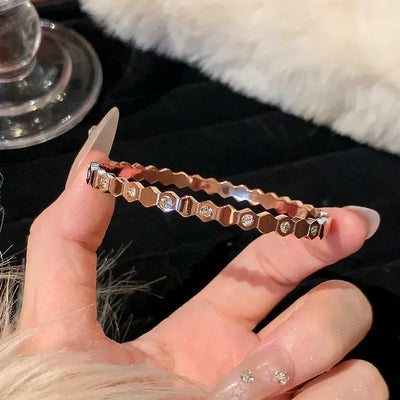 Golden Elegance – Vielseitige Armreife im Rosé-Finish✨
