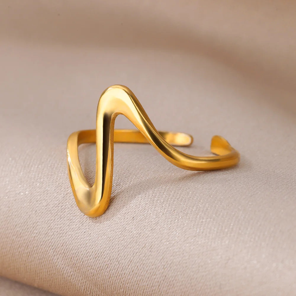 Gold Flow Kollektion – Ringe in Bewegung✨