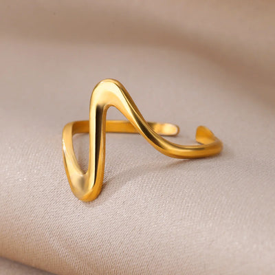 Gold Flow Kollektion – Ringe in Bewegung✨