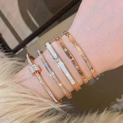 Golden Elegance – Vielseitige Armreife im Rosé-Finish✨