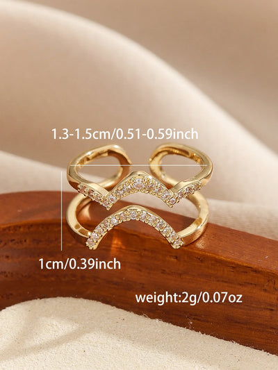 Doppelter Chevron-Ring mit Zirkonia – Eleganz im modernen Design