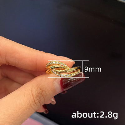 Eleganter Knotenring in Gold mit funkelnden Zirkonia💍✨