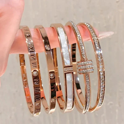 Golden Elegance – Vielseitige Armreife im Rosé-Finish✨