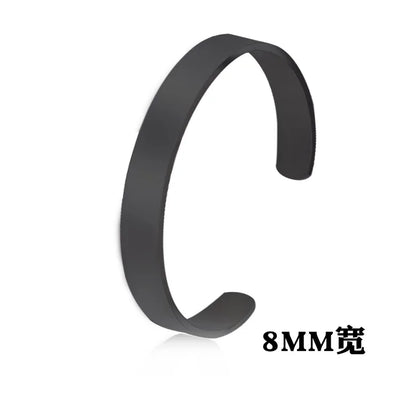 Minimalistisches Edelstahl-Manschettenarmband