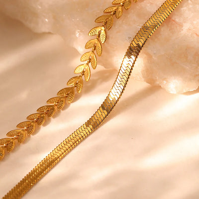 Doppel-Fußkette „Golden Leaf“ – Eleganz für dein Sommeroutfit ✨