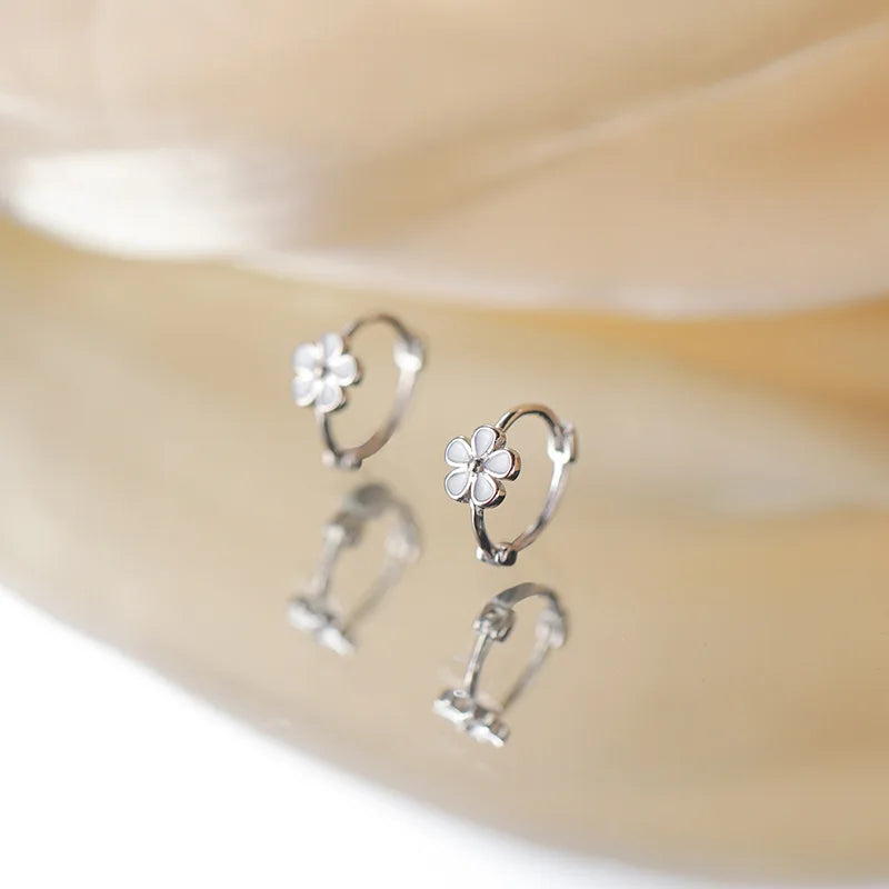 Luna Curve – Doppelte Creolen mit Zirkonia-Glanz ✨
