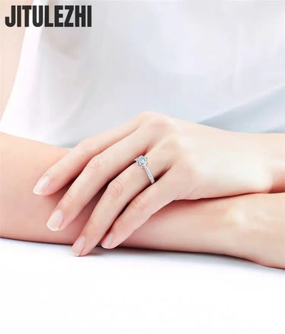 Forever Yours – Romantischer Ring mit Statement-Stein✨