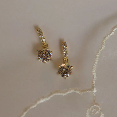 ✨ Elegante Zirkonia-Ohrringe in Gold – Zeitlose Schönheit für jeden Anlass 💎