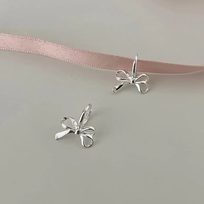 Luna Curve – Doppelte Creolen mit Zirkonia-Glanz ✨