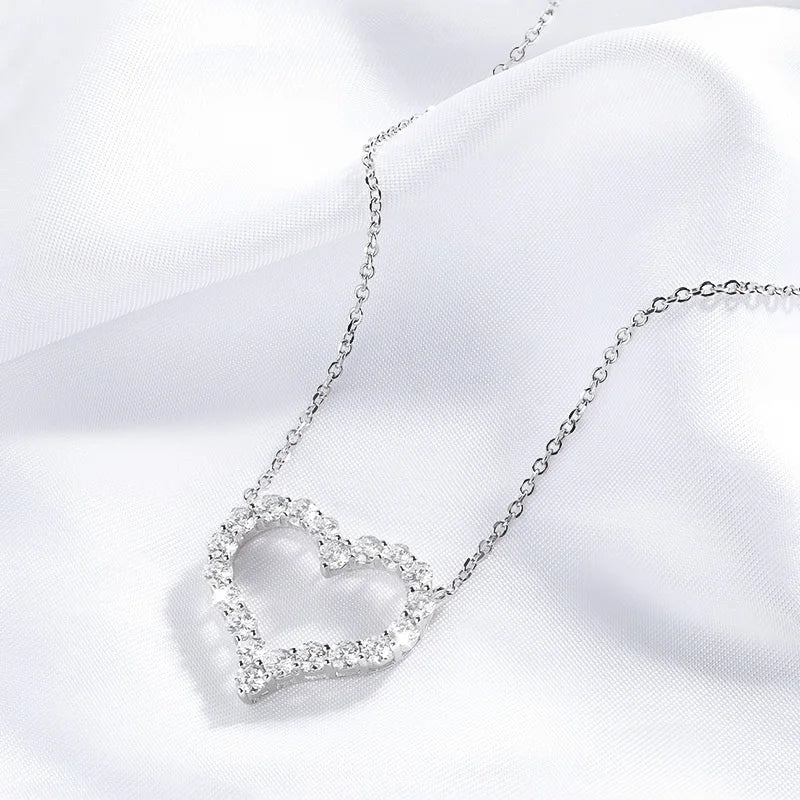 Sparkling Love – Herzanhänger mit Zirkonia