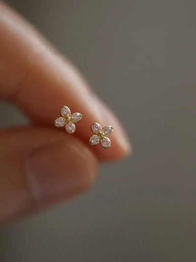✨ Elegante Zirkonia-Ohrringe in Gold – Zeitlose Schönheit für jeden Anlass 💎