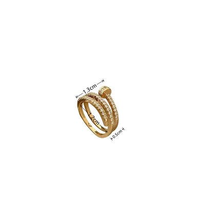 Nail Luxe – Goldener Spiralring mit Zirkonia-Glanz ✨💛