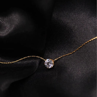 Golden Glow – Minimalistische Kette mit Glanzstein✨💎