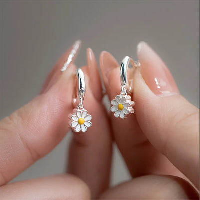 Luna Curve – Doppelte Creolen mit Zirkonia-Glanz ✨