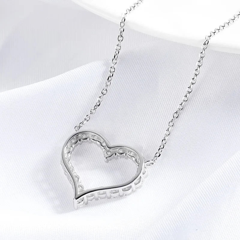 Sparkling Love – Herzanhänger mit Zirkonia