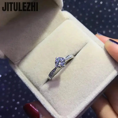Forever Yours – Romantischer Ring mit Statement-Stein✨