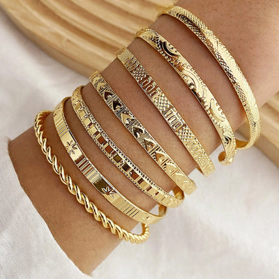 Golden Glow✨ – 7er Armreifen-Set für deinen Shine Moment 💫