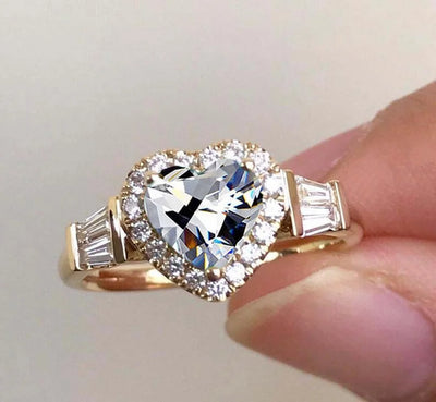 Heart of Gold – Strahlender Zirkonia-Ring mit Herzschliff 💛✨
