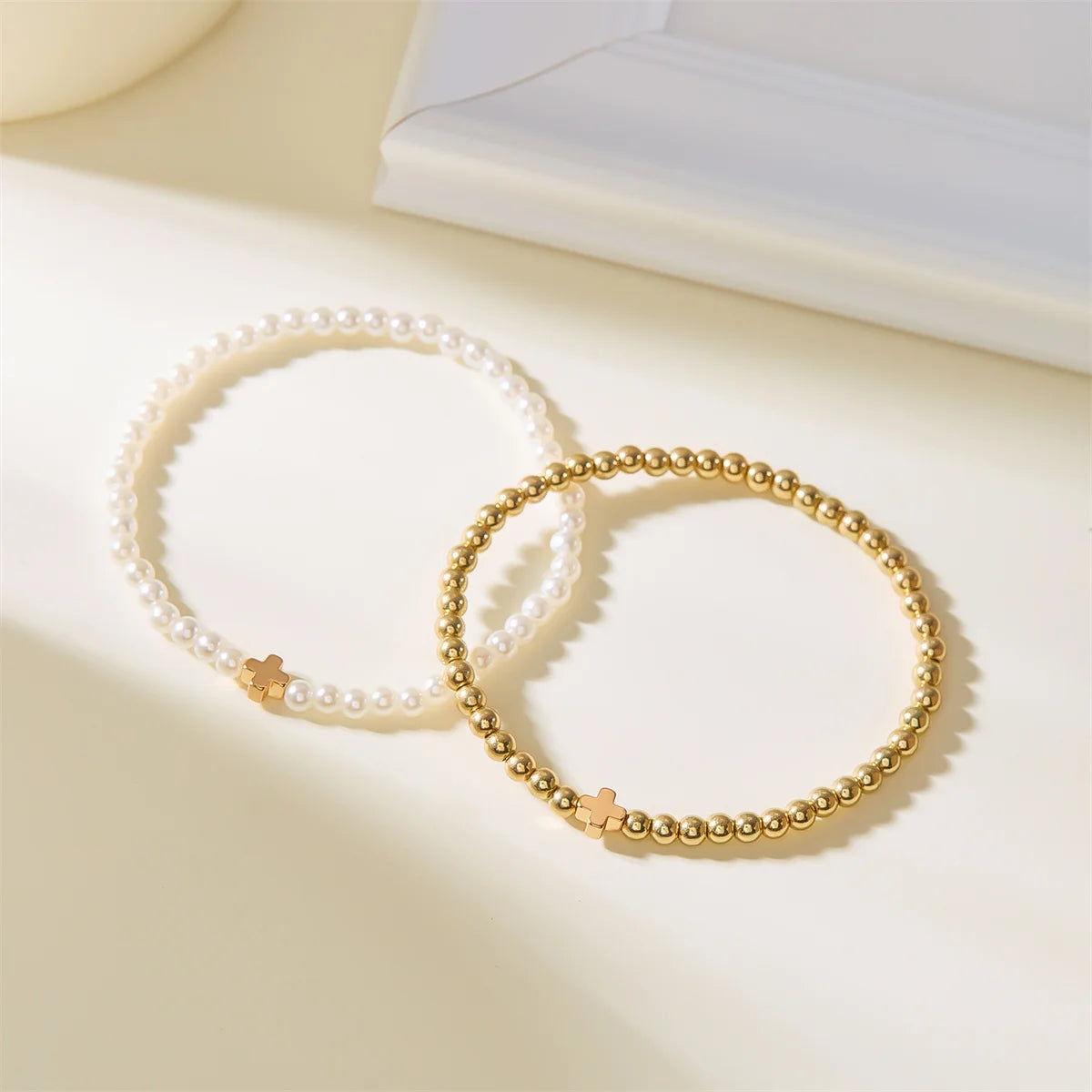 Herz-Perlenarmband Duo – Eleganz in Gold & Weiß✨