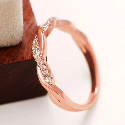✨ Eleganter Twist-Ring mit Zirkonia – In Gold, Roségold & Silber 💍