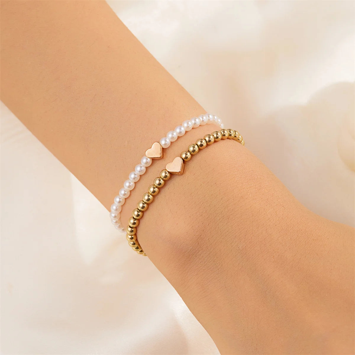 Herz-Perlenarmband Duo – Eleganz in Gold & Weiß✨
