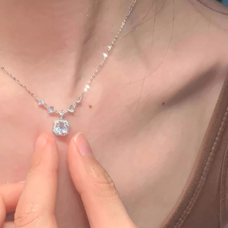 Diamond Grace – Funkelnde Eleganz in Silber ✨💎