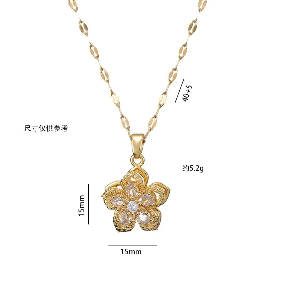 Blütenanhänger mit Kristallen – Funkelnde Eleganz in Blumenform