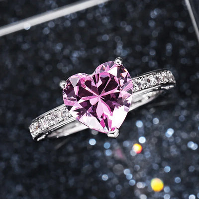 Herzfunkeln – Silberring mit strahlendem Zirkonia-Herz 💎💖